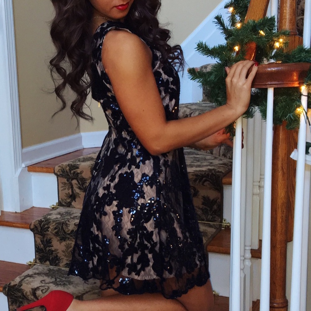 dainty hooligan lace/ sequin dress(worn once)